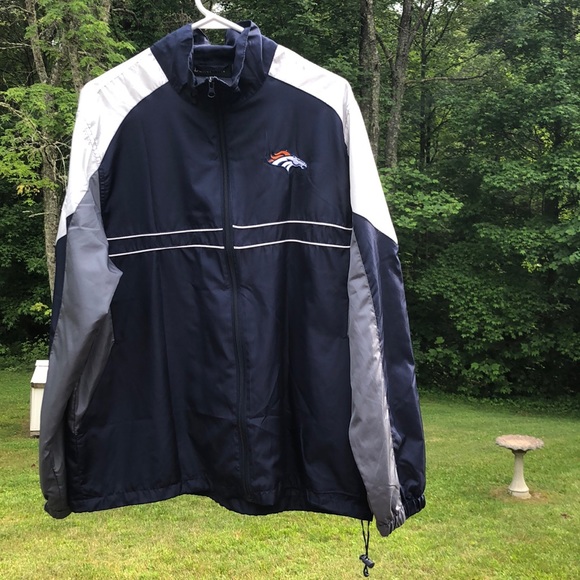 Denver Broncos Windbreaker - Picture 2 of 10
